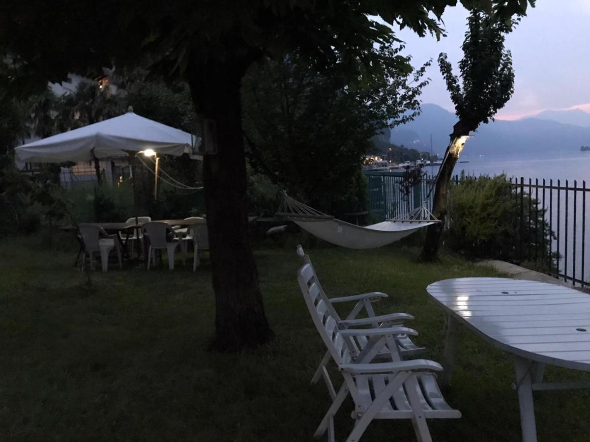 L For Lake Mandello del Lario Exteriör bild